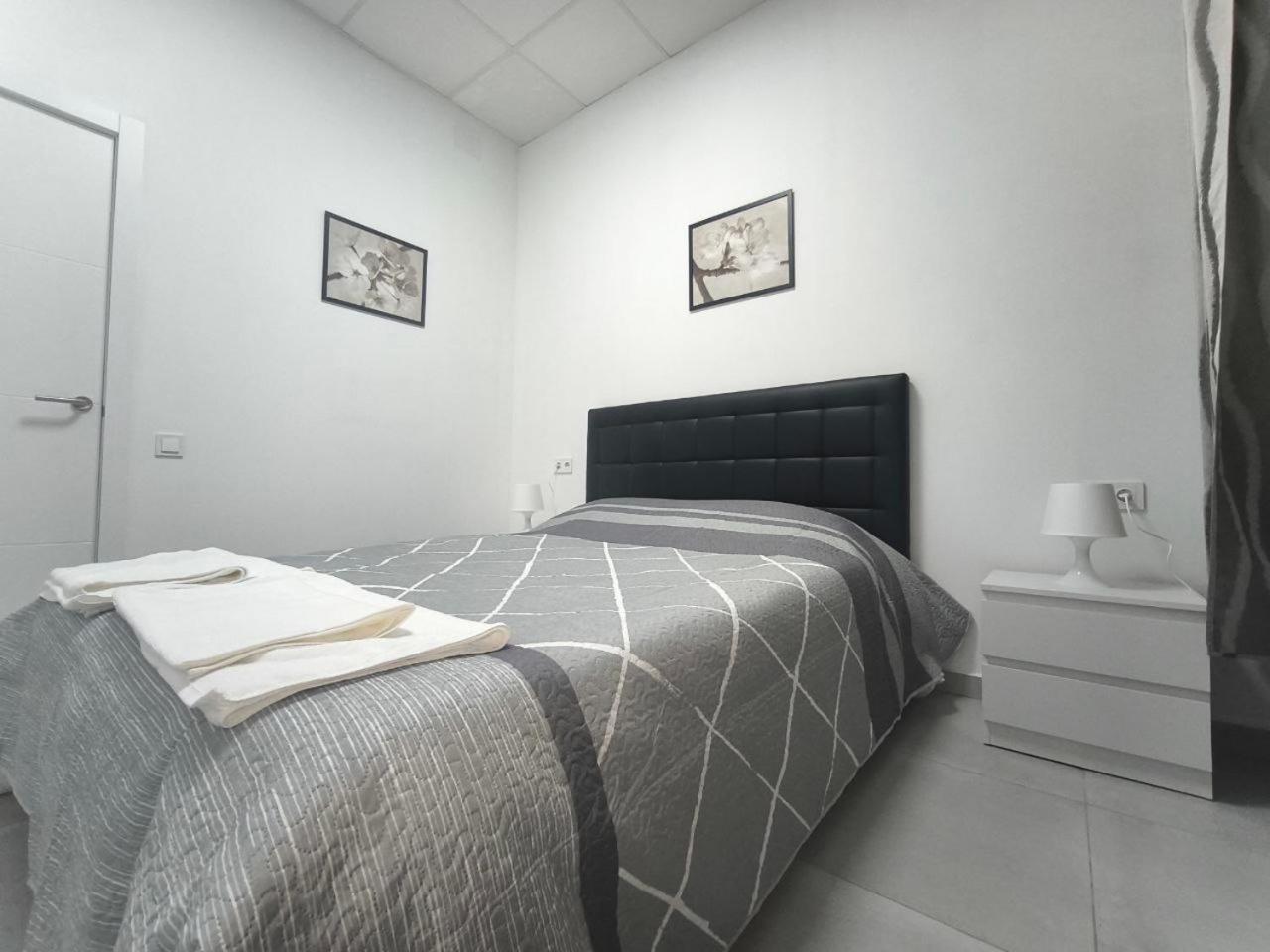 Apartamentos Sant Roc Valencia Eksteriør billede